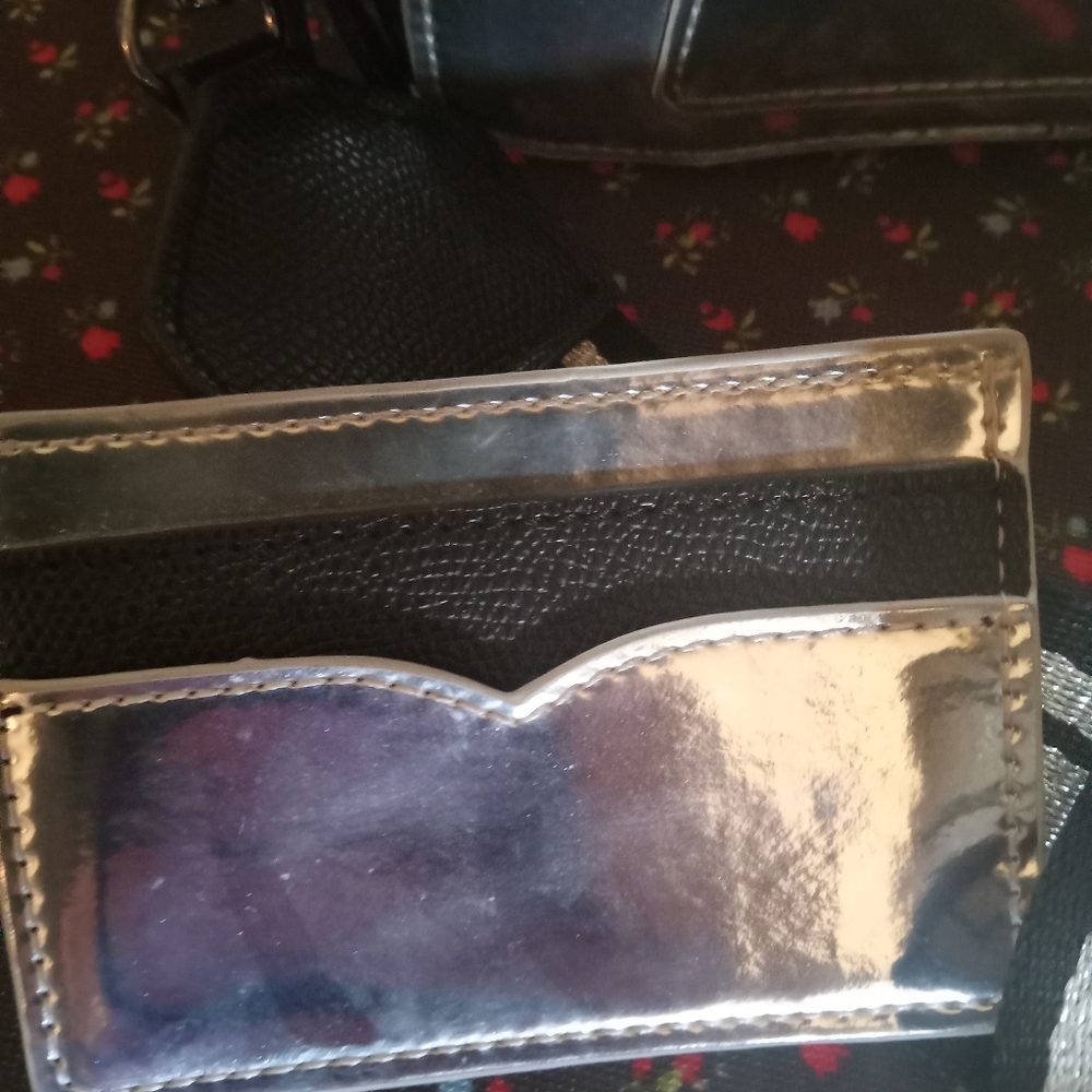 Purse - Picture 4 of 5